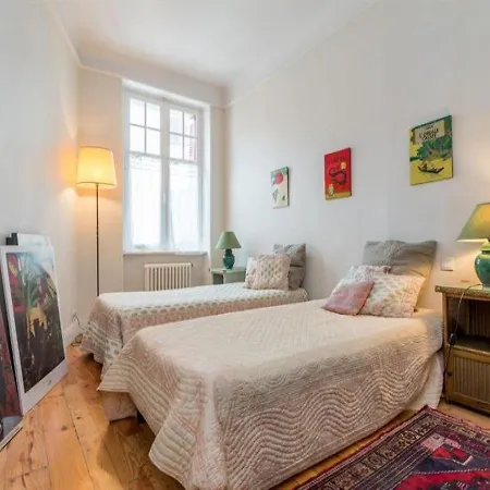 Grand T4 En Duplex Plage A Pied, Coeur De Ville, Ascenseur Et Parking Privatif Ferme