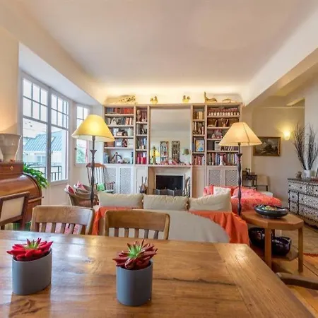 Grand T4 En Duplex Plage A Pied, Coeur De Ville, Ascenseur Et Parking Privatif Ferme Διαμέρισμα *